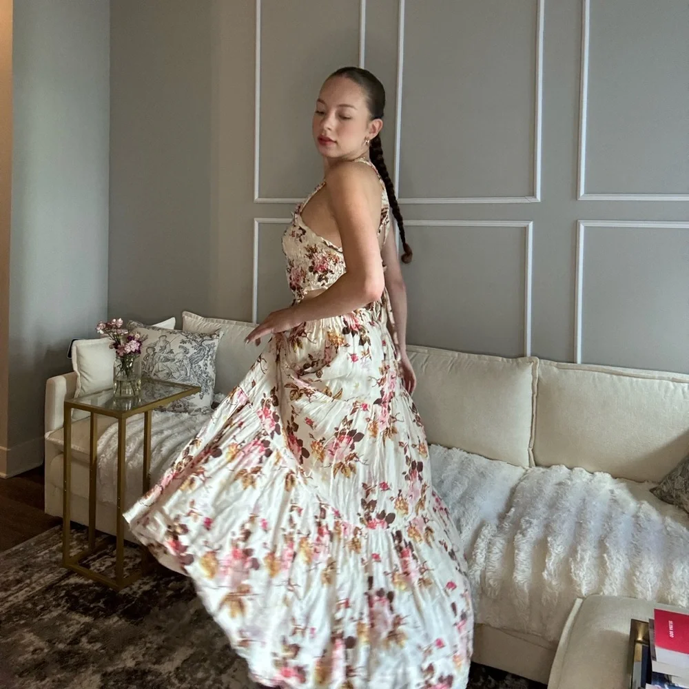 Sea New York Cream and Red Floral Maxi Dress - Picture 2 of 6